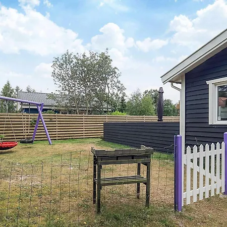 4 Star In Vaeggerlose Prázdninový dům Bøtø By