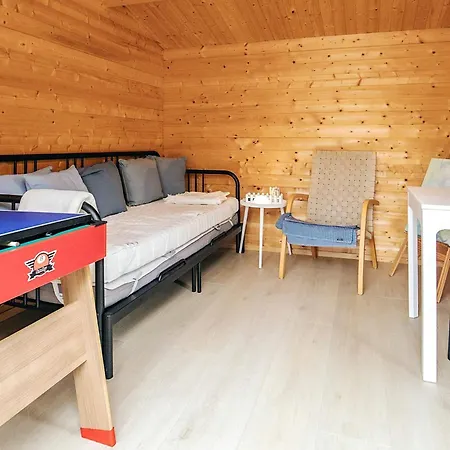 4 Star In Vaeggerlose Bøtø By